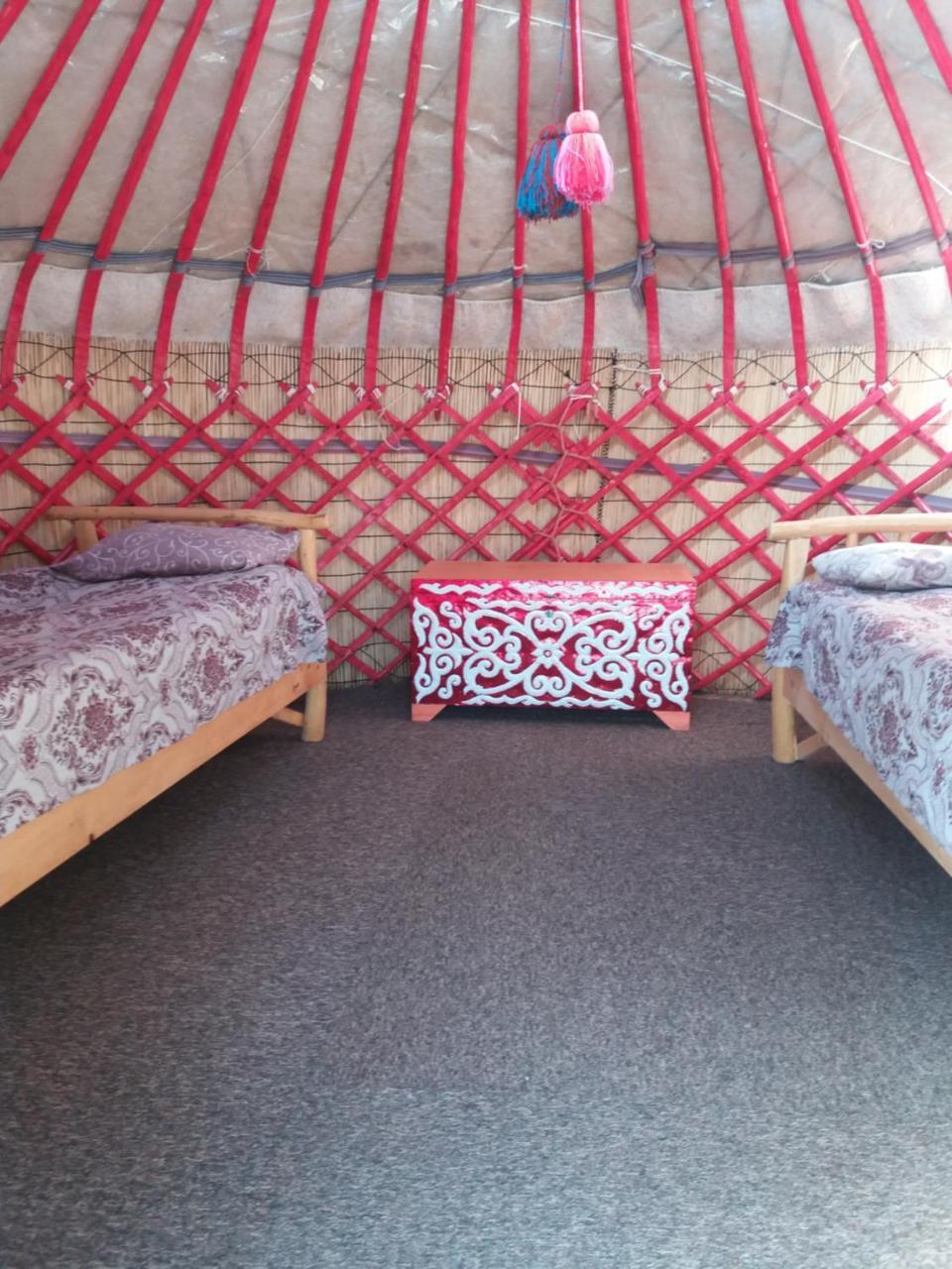 Отель Yurt Camp Tosor Тосор Экстерьер фото